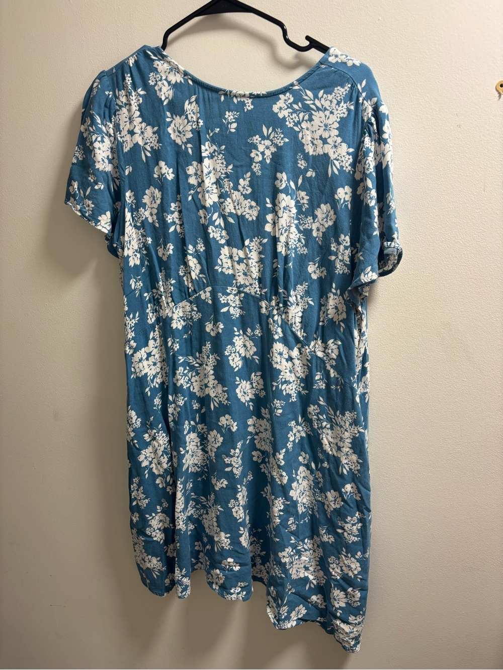 Old Navy Blue Floral Short Sleeve Tunic